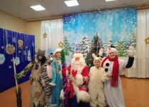 Новогодняя елка для детей ТОС поселка Комсомольский