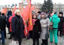 Участие активистов ТОС микрорайона «Орджоникидзе» в митинге