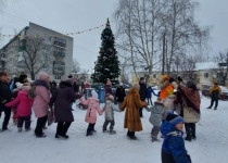 На территории ТОС 16 пос. Мостоотряд прошло праздничное мероприятие для жителей «Широкая Масленица»