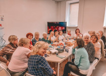 В Соседском центре #Вместе состоялось поздравление активных жителей с Международным женском днем