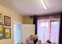Проект «Продленка с бабушкой» в ТОС микрорайона по улицам Коминтерна-Свободы и посёлка Володарский