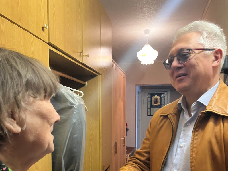 Михаил Рыхтик поздравил жителей Ленинского района с Пасхой