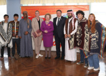 Олег Лавричев принял участие в открытии фестиваля «В этом мире большом» в НГЛУ имени Н.А. Добролюбова