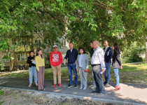 Жанна Скворцова приняла участие в обходе территории округа по вопросам благоустройства