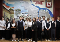 Михаил Иванов организовал экскурсию в городскую Думу Нижнего Новгорода для учащихся школы №141
