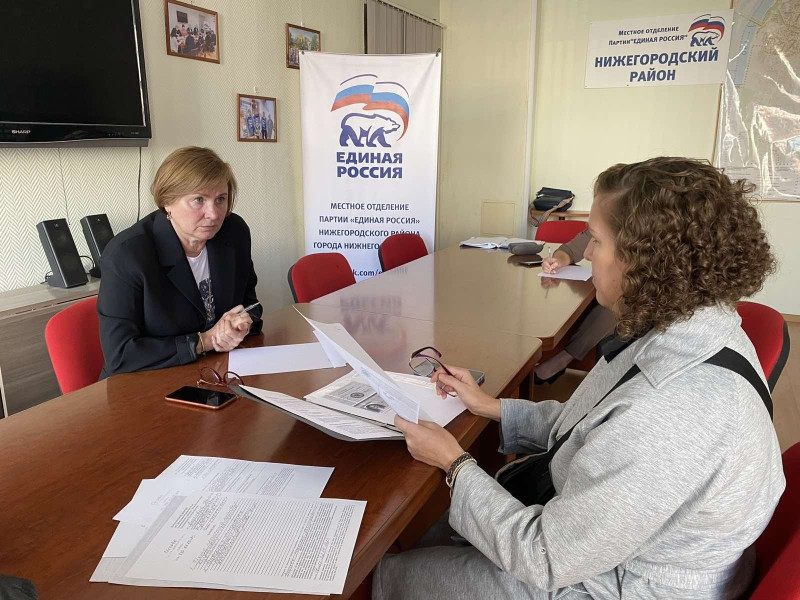 Депутаты городской Думы Нижнего Новгорода провели приемы граждан по вопросам правовой поддержки