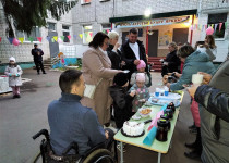 Роман Пономаренко помогает детскому саду № 429 развивать инновационные проекты в сфере детского образования