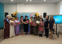 Районный конкурс «Автозаводская супер-бабушка 2023» состоялся в Соседском центре «Вместе»