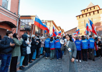 Мария Самоделкина организовала праздничное шествие молодежи в День народного единства