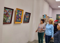 Активисты ТОС № 10 «Мончегорский» приняли участие в музыкально-поэтической программе «Осенний сборник» и посетили художественную выставку «Тепло человеческих рук»