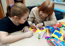 В ТОС № 14 посёлка Новое Доскино прошёл творческий мастер- класс «Подарок маме»