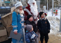 Новогодний праздник на бульваре Авиастроителей порадовал и детей, и взрослых!