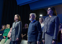 photo_5255705812184191632_y