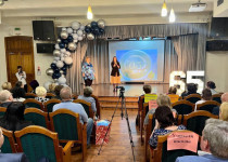 photo_5255705812184191659_y