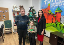 photo_5255705812184191675_y