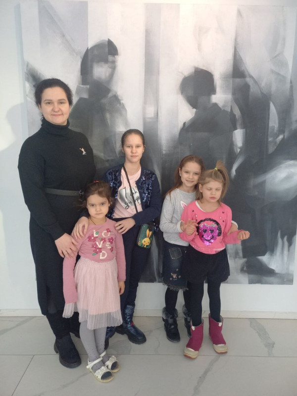 Роман Пономаренко организовал посещение интерактивного шоу для детей