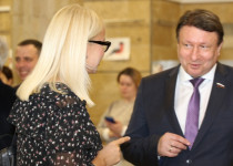 Олег Лавричев и Ирина Вдовина-Судьина  на премьере  фильма