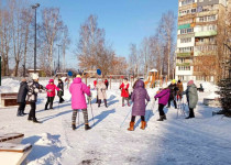 На территории ТОС № 10 «Мончегорский» прошла программа, посвященная Дню защитника Отечества для жителей