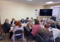 Занятия «Серебряный хакер» для жителей ТОС поселка Светлоярский и 7-го микрорайона