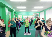 Занятия по проекту «Цигун за 60» для жителей ТОС поселка Светлоярский и 7-го микрорайона и ТОС им. Н.А.Зайцева