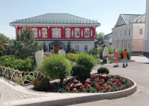 Команда «Мы из Нового Доскино» победила в конкурсе субботников и отправилась в увлекательную экскурсионную поездку в Арзамас