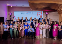 Депутаты городской Думы Нижнего Новгорода награждены почетным знаком «За служение людям»