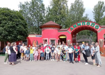 Владимир Амельченко помог организовать посещение зоопарка детям с ограниченными возможностями здоровья и их родителям