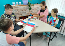 Праздничные мероприятия к Дню Государственного флага Российской Федерации прошли в ТОС Автозаводского района