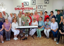 На территории ТОС №10 «Мончегорский» состоялся вечер авторской песни