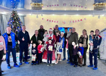 Оксана Смолина в составе делегации поздравила с наступающим Новым годом воспитанников Луганского детского дома