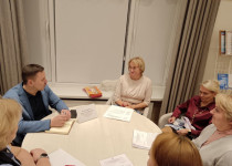 Роман Пономаренко встретился с директорами школ и Центра детского творчества Автозаводского района