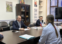 Евгений Чинцов провел прием граждан в Штабе общественной поддержки «Единой России»