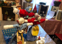 Мастер-класс по изготовлению куклы-масленицы прошел в ТОС им. Н.А.Зайцева