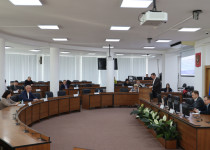 Синхронизация действий участников производства дорожных работ  стала одной из тем заседания профильной постоянной комиссии городской Думы