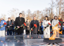 «23 февраля – одна из тех дат, про которые справедливо говорят:  «Праздник со слезами на глазах», - Евгений Чинцов