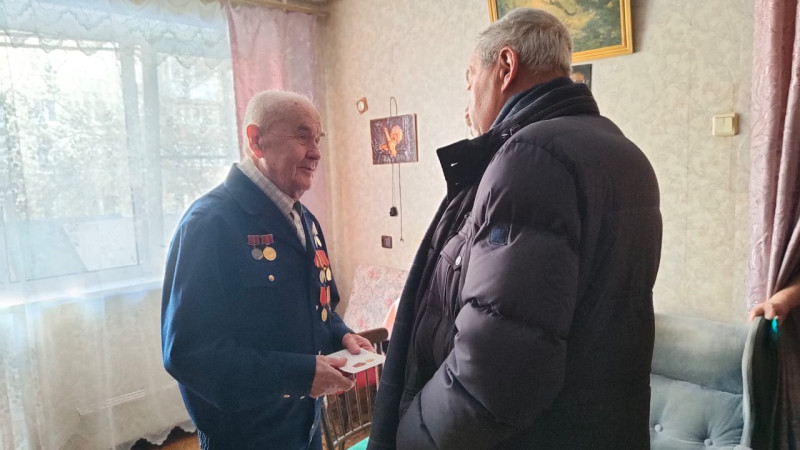 Марк Фельдман поздравил ветеранов ВОВ с 80-летием Победы