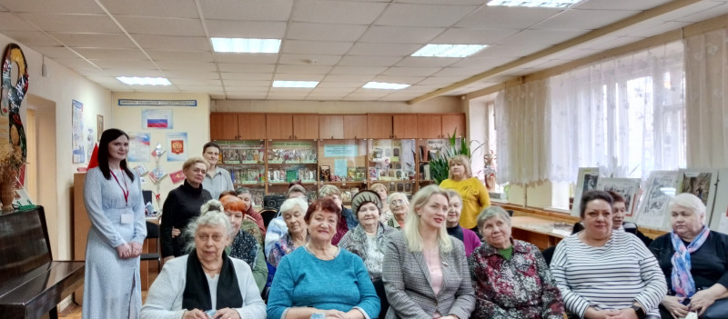 Юлия Мантурова отчиталась перед избирателями