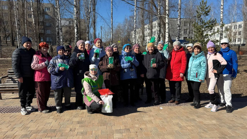 Награждение жителей ТОС им. Н.А.Зайцева и ТОС поселка Светлояр-ский и 7-го микрорайона