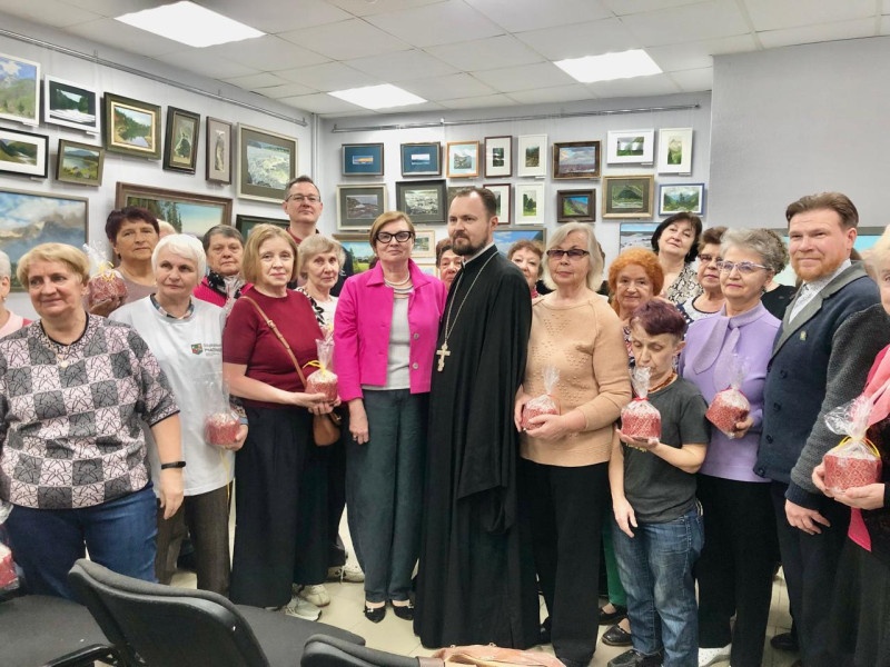 Ольга Балакина организовала для жителей округа №28 мероприятие, посвященное празднику Пасхи