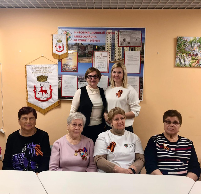 Ольга Балакина приняла участие в праздничном мероприятии в честь 80-летия Победы в Соседском центре в Верхних Печерах