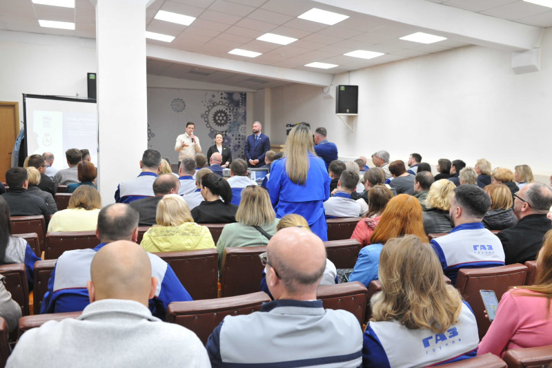 Глава Нижнего Новгорода и депутаты Автозаводского района рассказали сотрудниками Горьковского автозавода о перспективах развития района