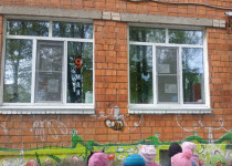 Владимир Поддымников-Гордеев посодействовал детскому саду в замене окон и межкомнатных дверей