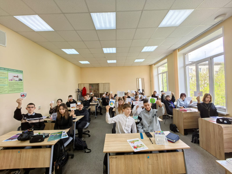 Проект ТОС № 6 «Нижний Новгород в сердце солдата» объединяет школьников вокруг поддержки бойцов СВО