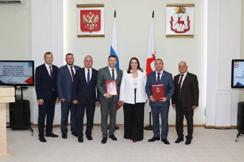 «Подписанное соглашение придаст импульс экономическому развитию  наших городов и сделает жизнь горожан интереснее и насыщеннее», - Евгений Чинцов