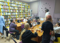 На территории ТОС №16 поселка Мостоотряд в библиотеке им. Радищева прошло мероприятие к Дню защиты детей