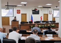 Депутаты оценили работу комиссии по обеспечению безопасности дорожного движения