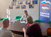 Оксана Смолина в июне месяце провела приемы граждан по личным вопросам