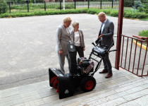 «Постепенно расширяем число соцучреждений, получающих дополнительную помощь на развитие материально-технической базы», - Евгений Костин