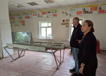 «Капитальный ремонт одного из корпусов школы №123 — важный шаг на пути к созданию комфортной образовательной среды для ее учащихся», — Оксана Смолина