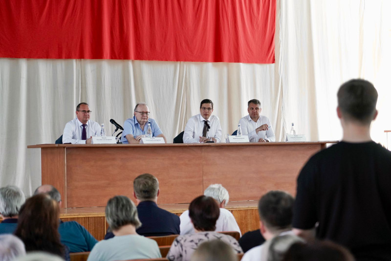 Евгений Чинцов и Юрий Шалабаев обсудил с сотрудниками «Гидромаша» вопросы благоустройства Нижнего Новгорода